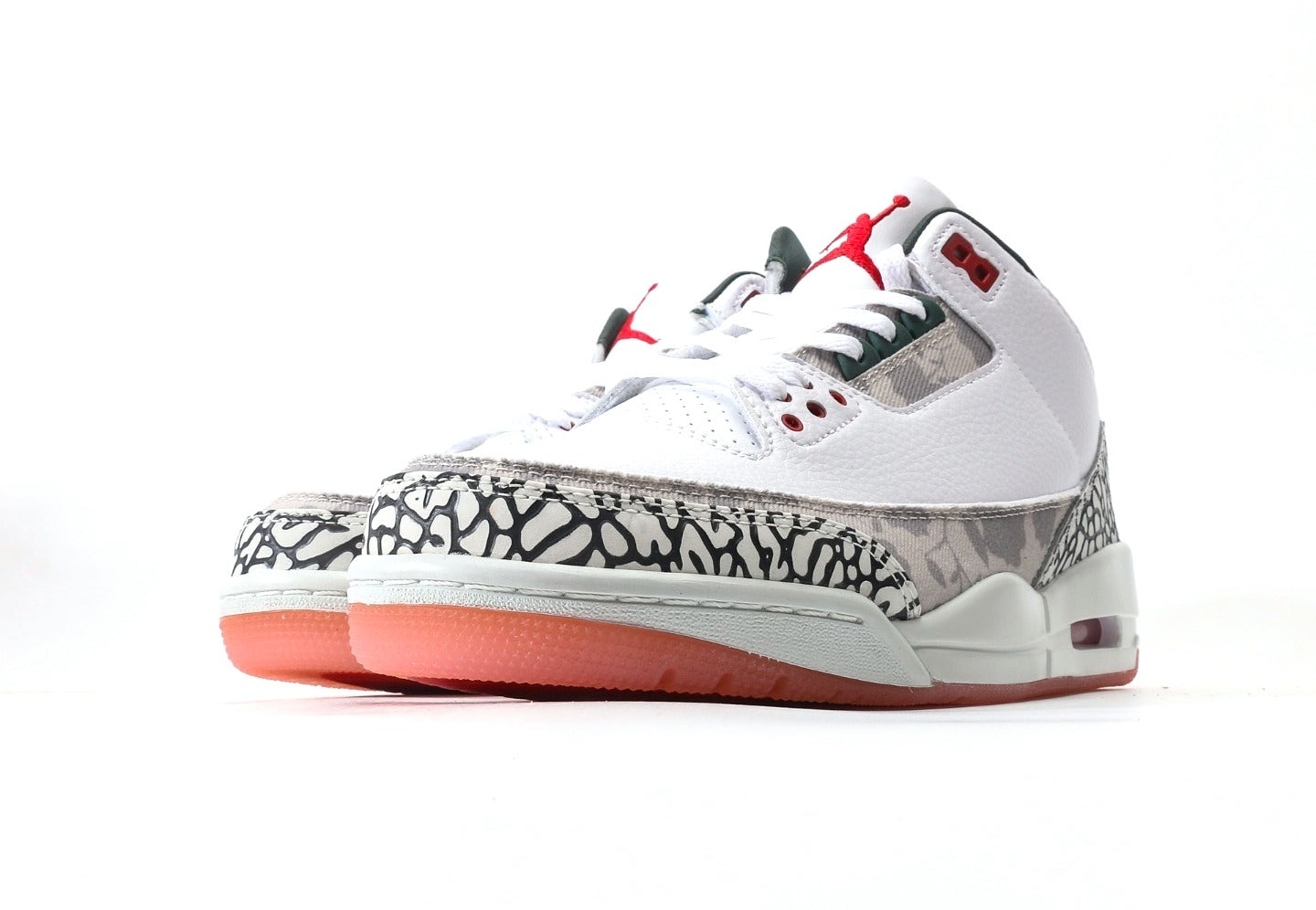 Air Jordan 3 Wings