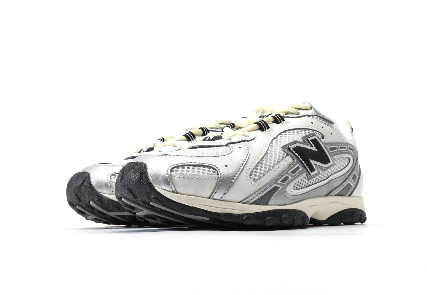 New Balance 204L Silver Metallic Navy