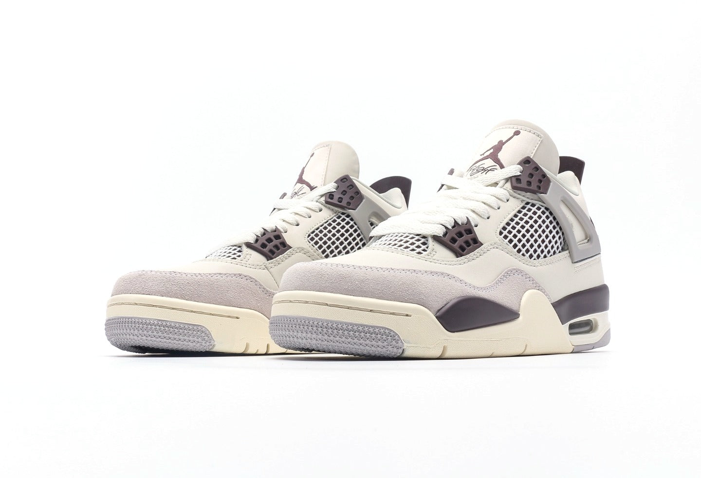 A Ma Maniére Air Jordan 4 Phantom