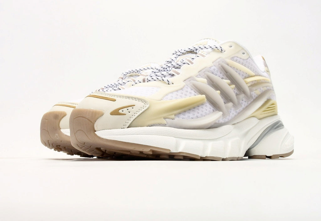 Pharrell Williams x adidas Adistar Jellyfish “Triple White”