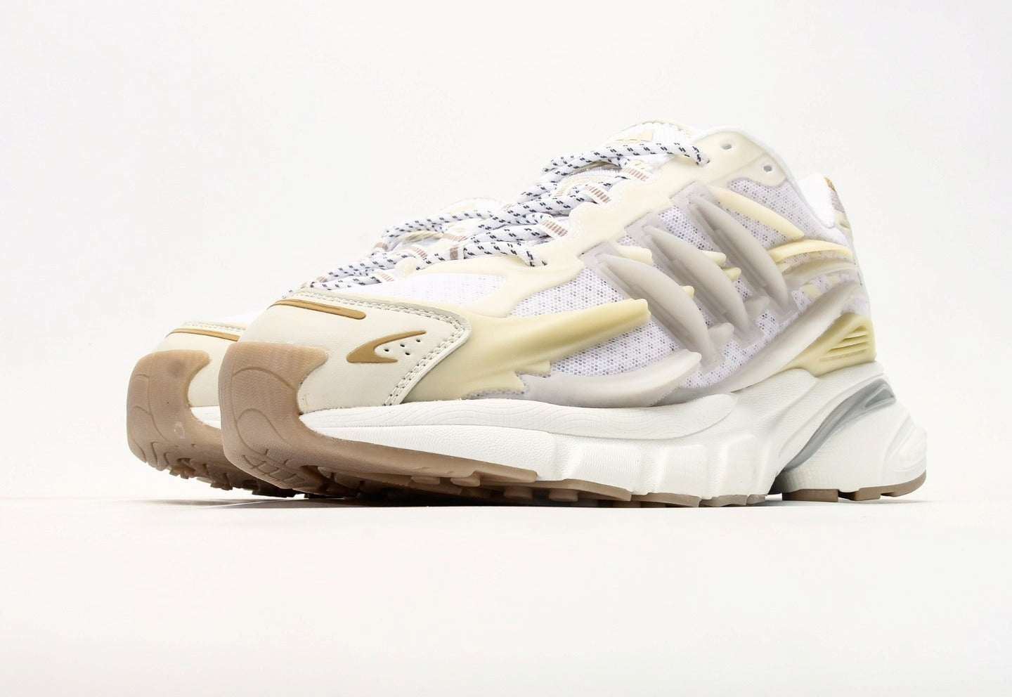 Pharrell Williams x adidas Adistar Jellyfish “Triple White”