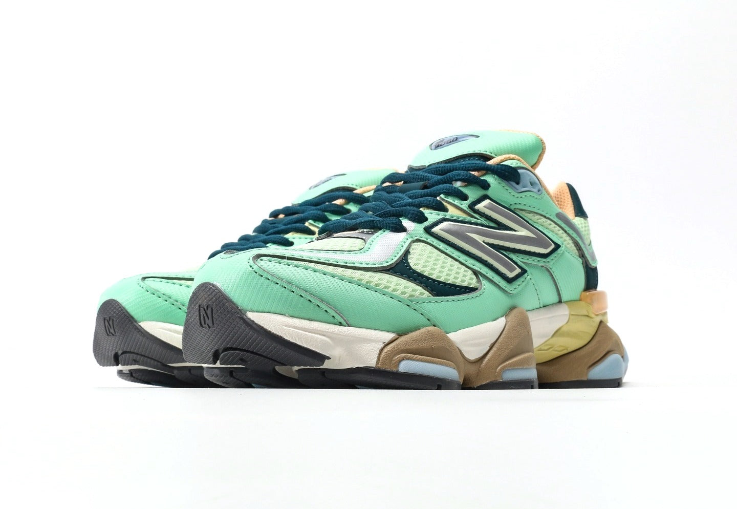 New Balance 9060 Sweetgrass