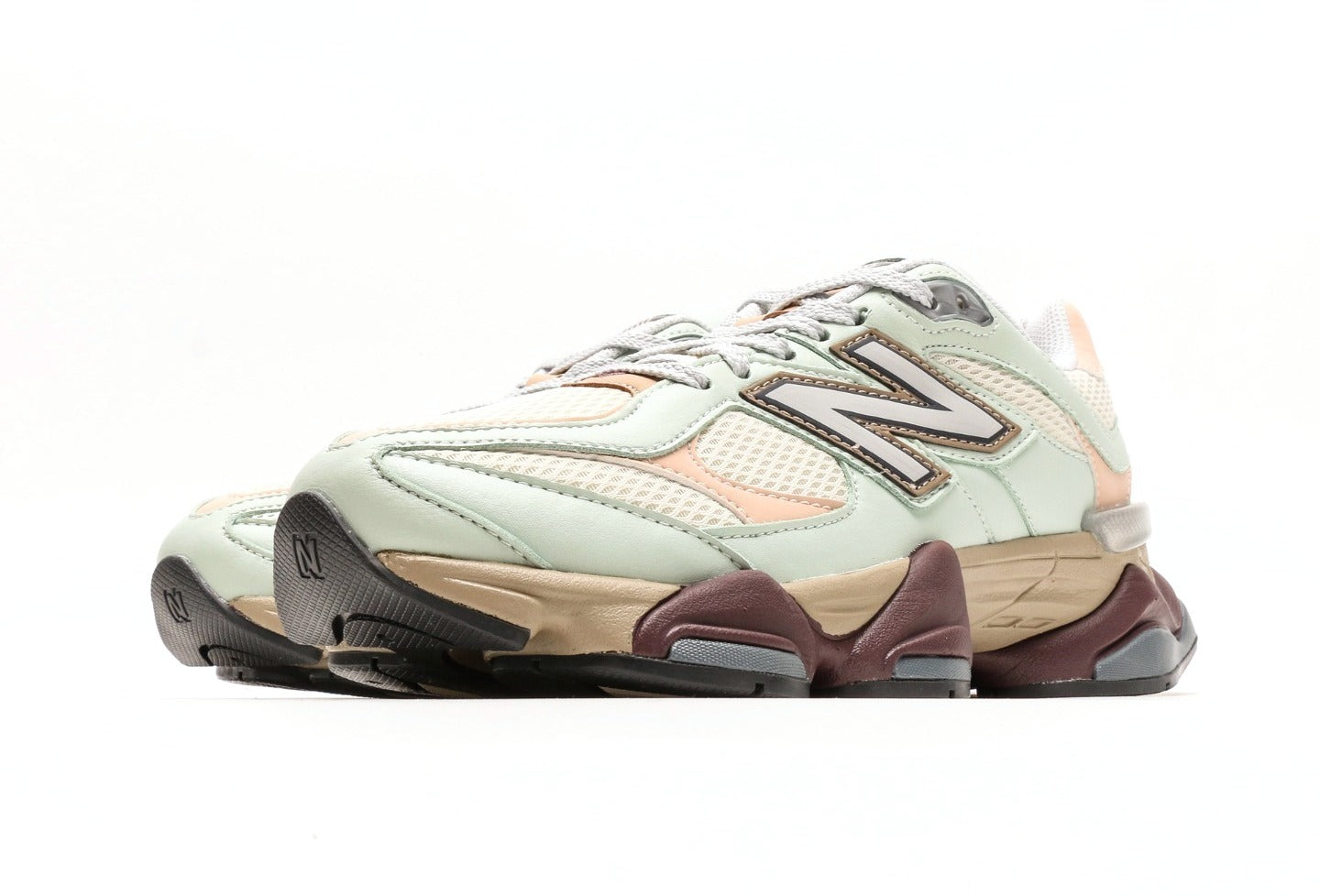New Balance 9060 Clay Ash