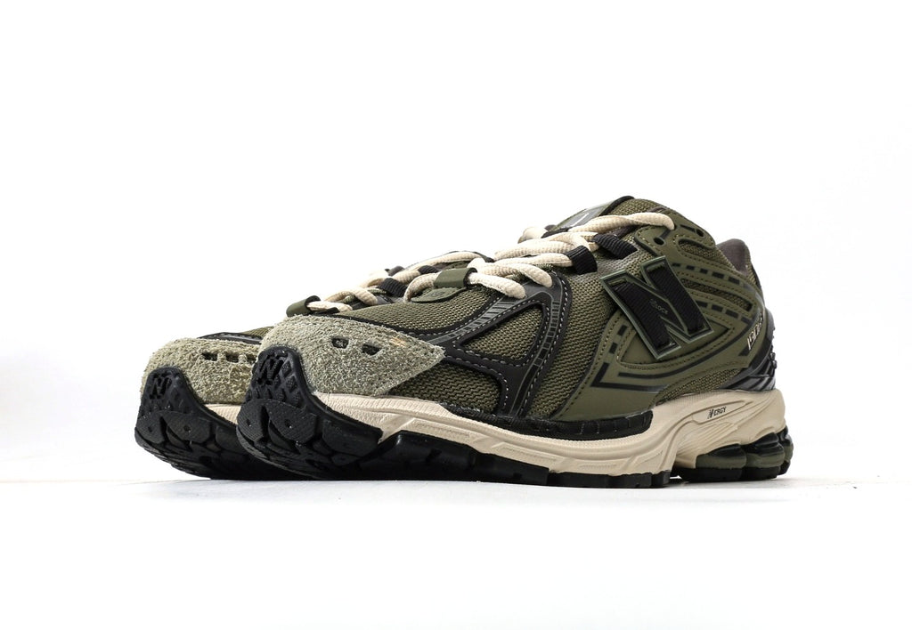 New Balance 1906R "Dark Olivine/Black Cement/Timberwolf"