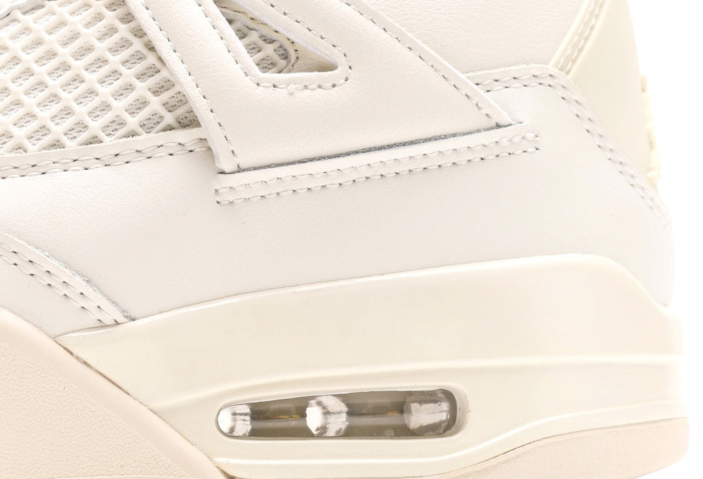 Air Jordan 4 Retro "Metallic Gold"