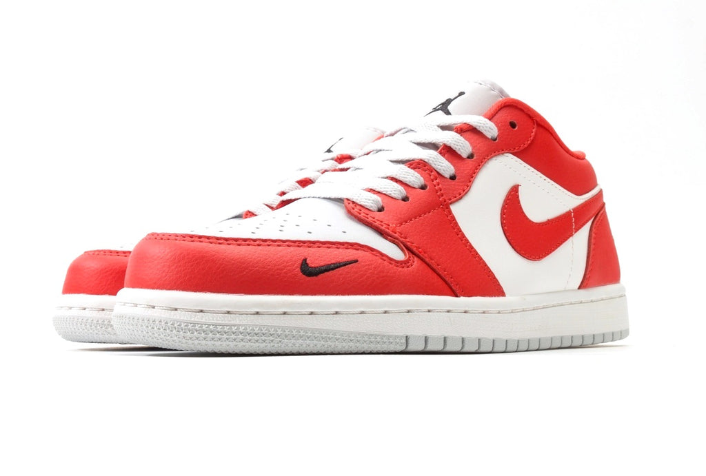 Air Jordan 1 Low SE "Chile Red"