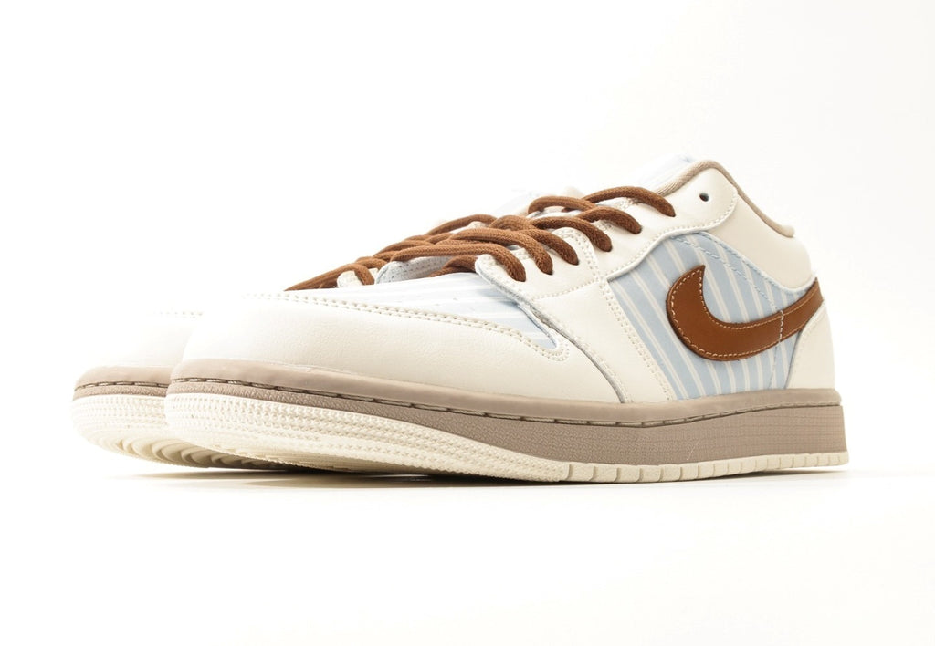 Air Jordan 1 Low SE "Pinstripes"
