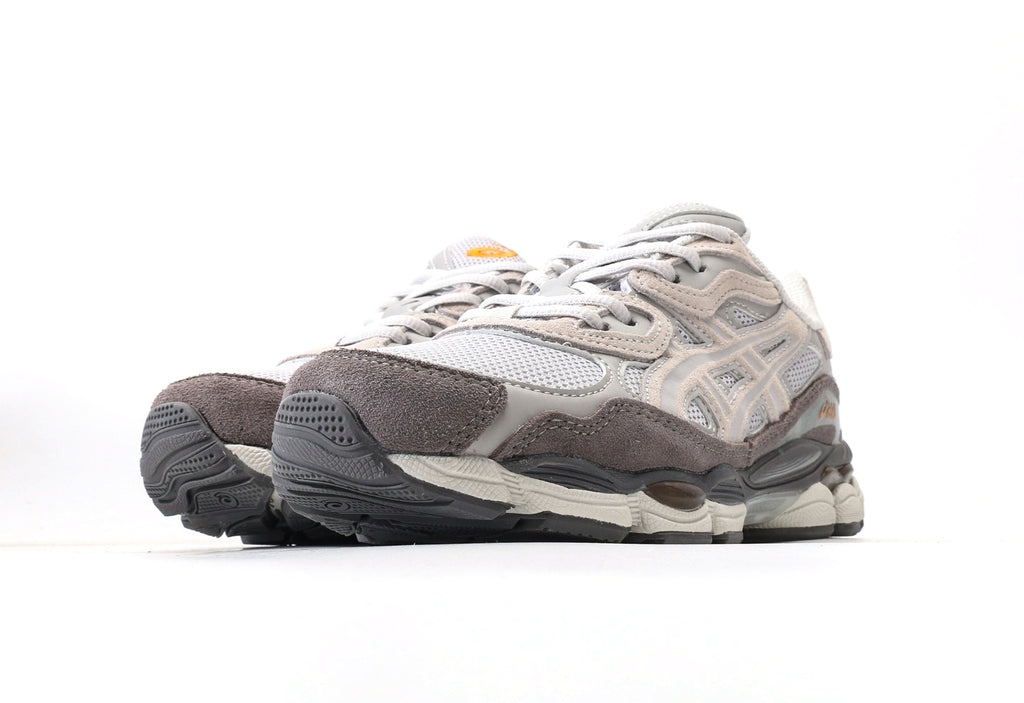 Gel-NYC Cloud Grey Cement Grey