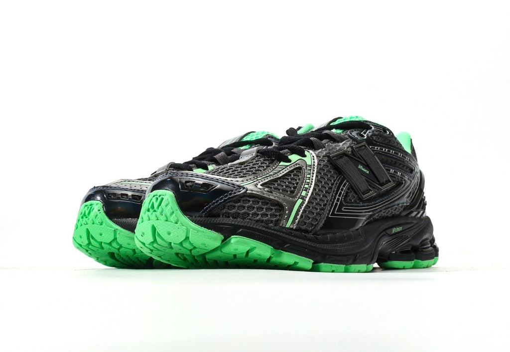 New Balance 1906R "Silver Metallic/Green"