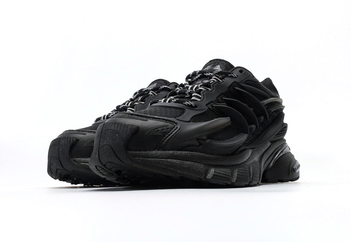 Pharrell Williams x adidas Adistar Jellyfish “Triple Black”