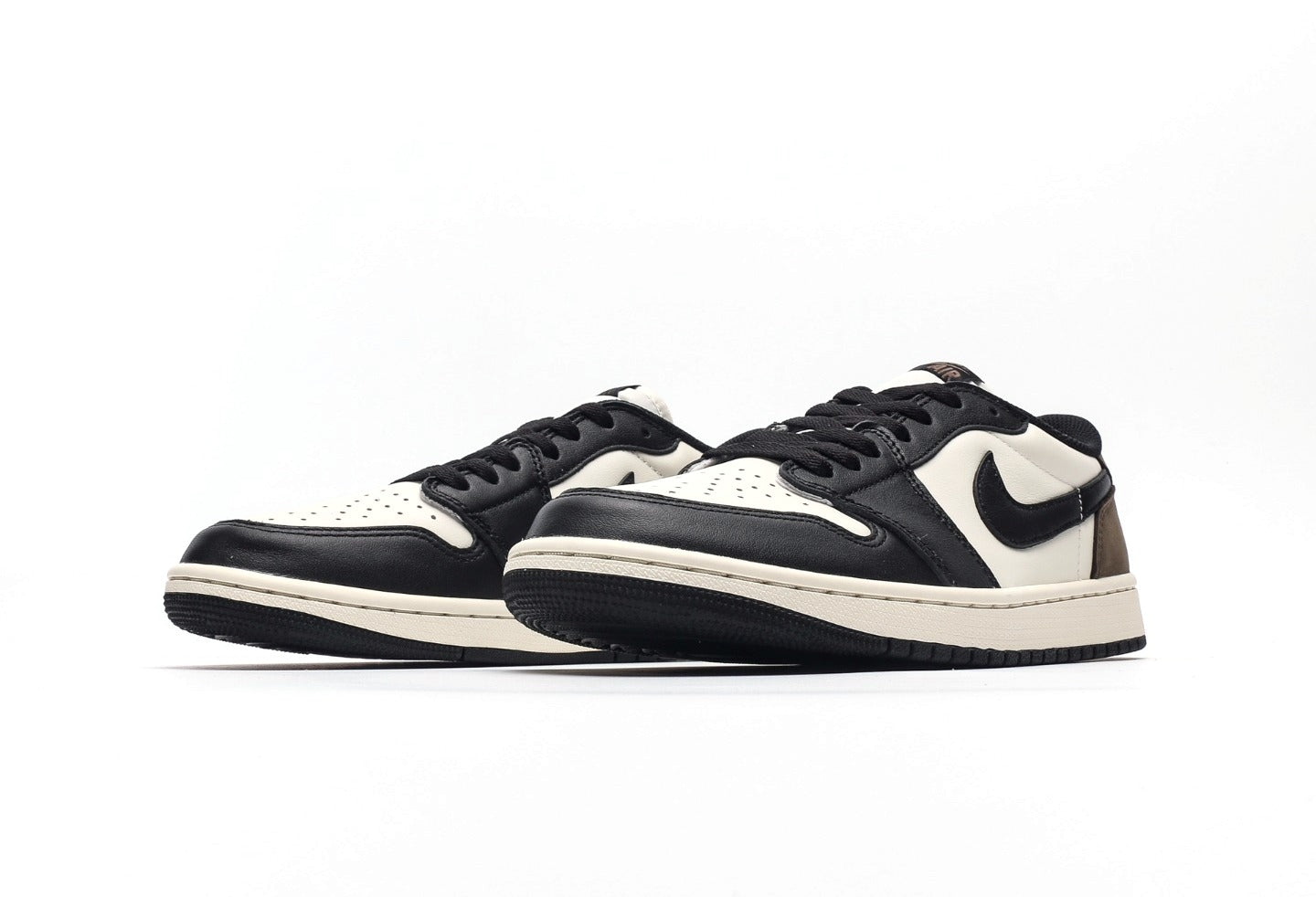 Air Jordan 1 Low OG Mocha Palomino ZZ