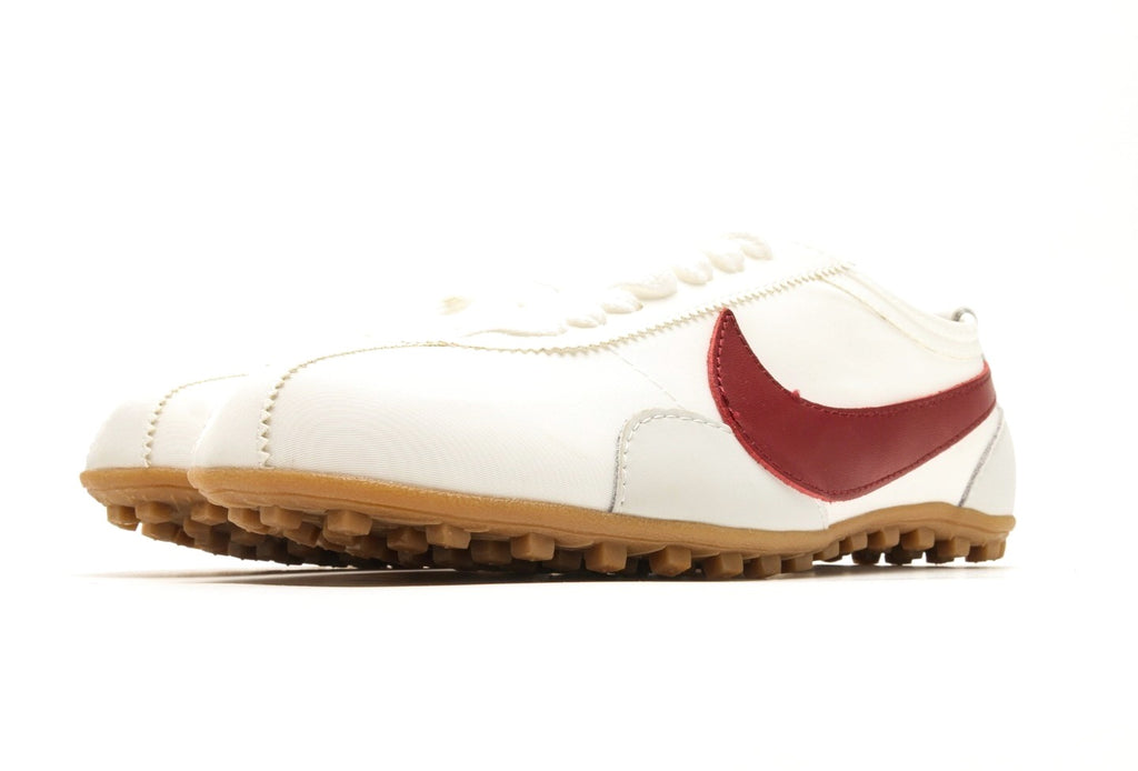 Moon Shoe "Summit White/Team Crimson"