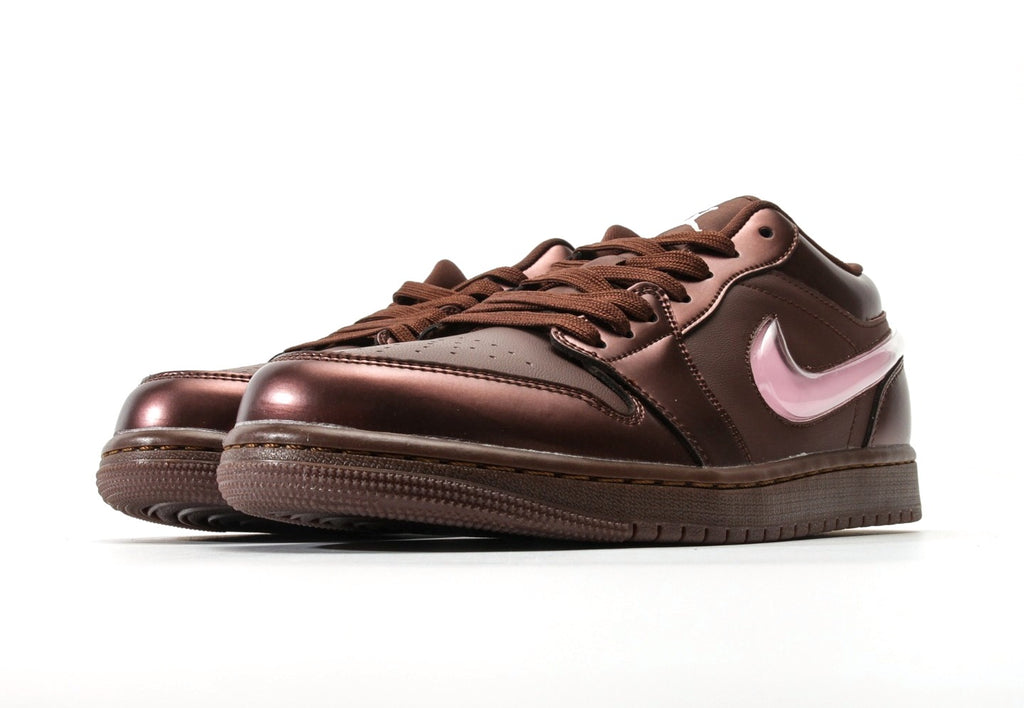 Air Jordan 1 Low Light Chocolate