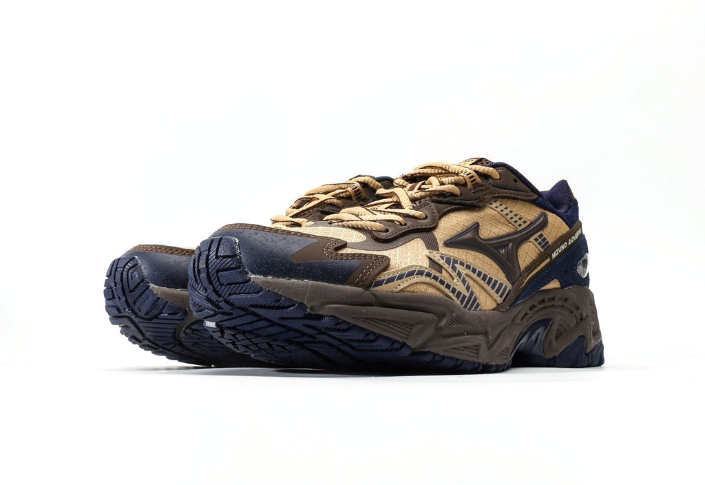 WLTR30 x NATURAL HOTEL x Mizuno Adventure Low "Caramel Brown"