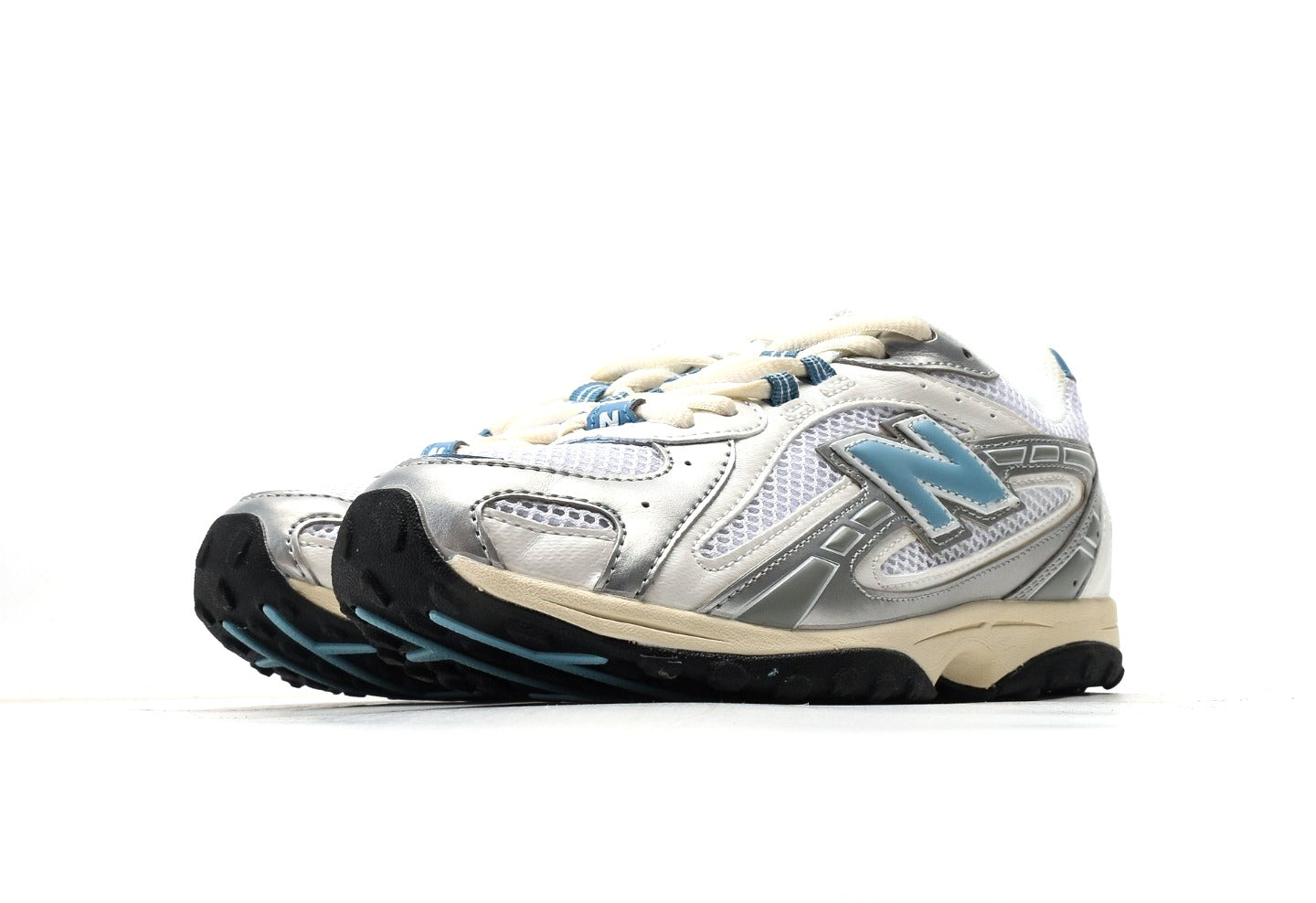 New Balance 204L Silver Metallic Still Water