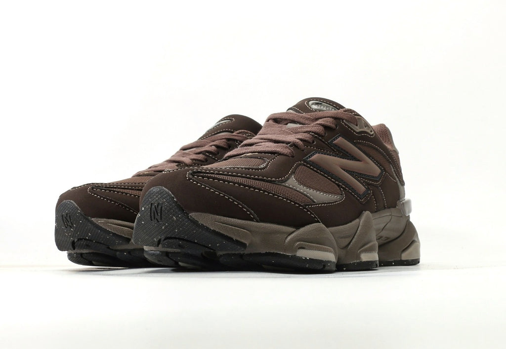 New Balance 9060 Mono Cortado Brown