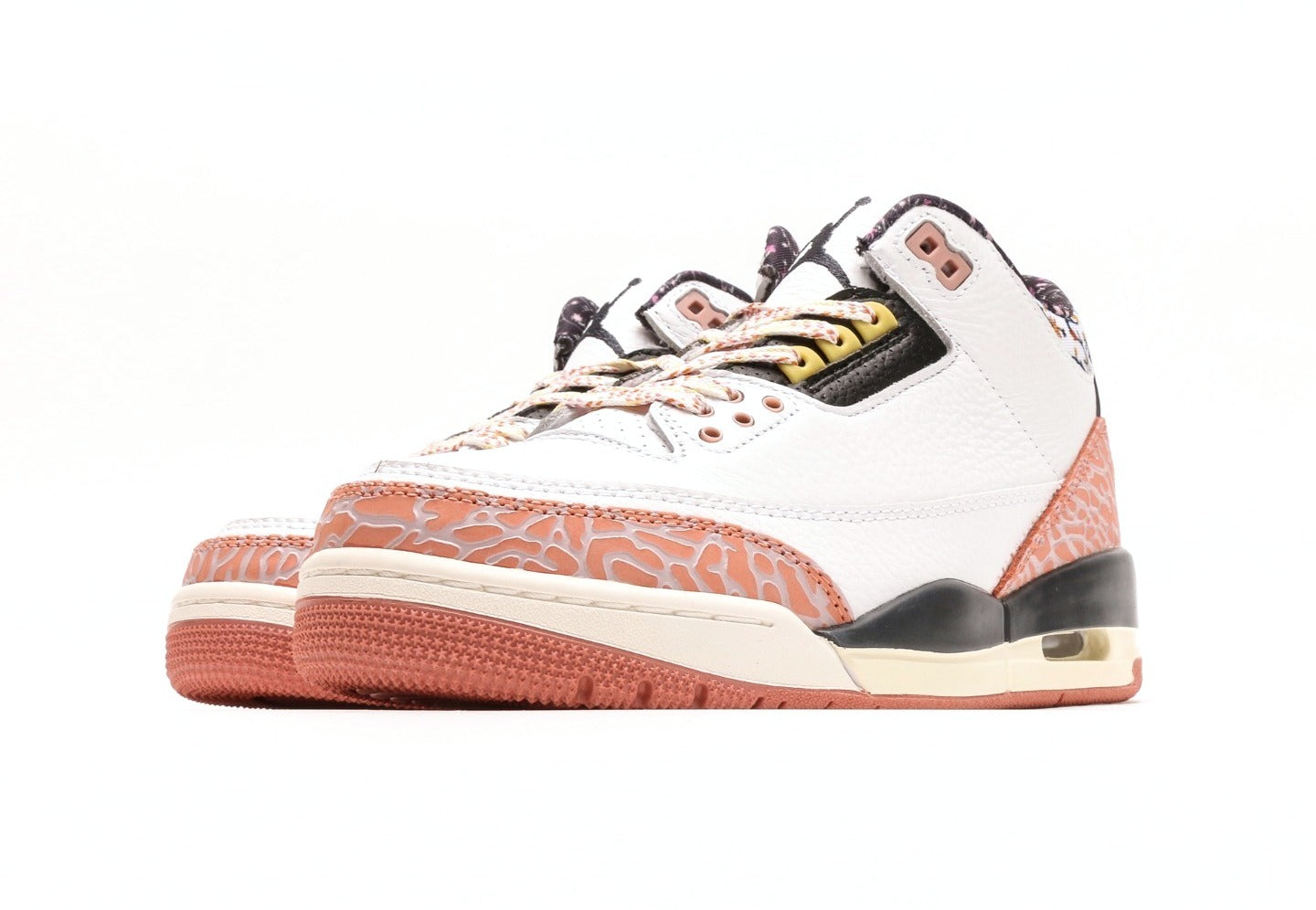 Air Jordan 3 GS "Red Stardust"