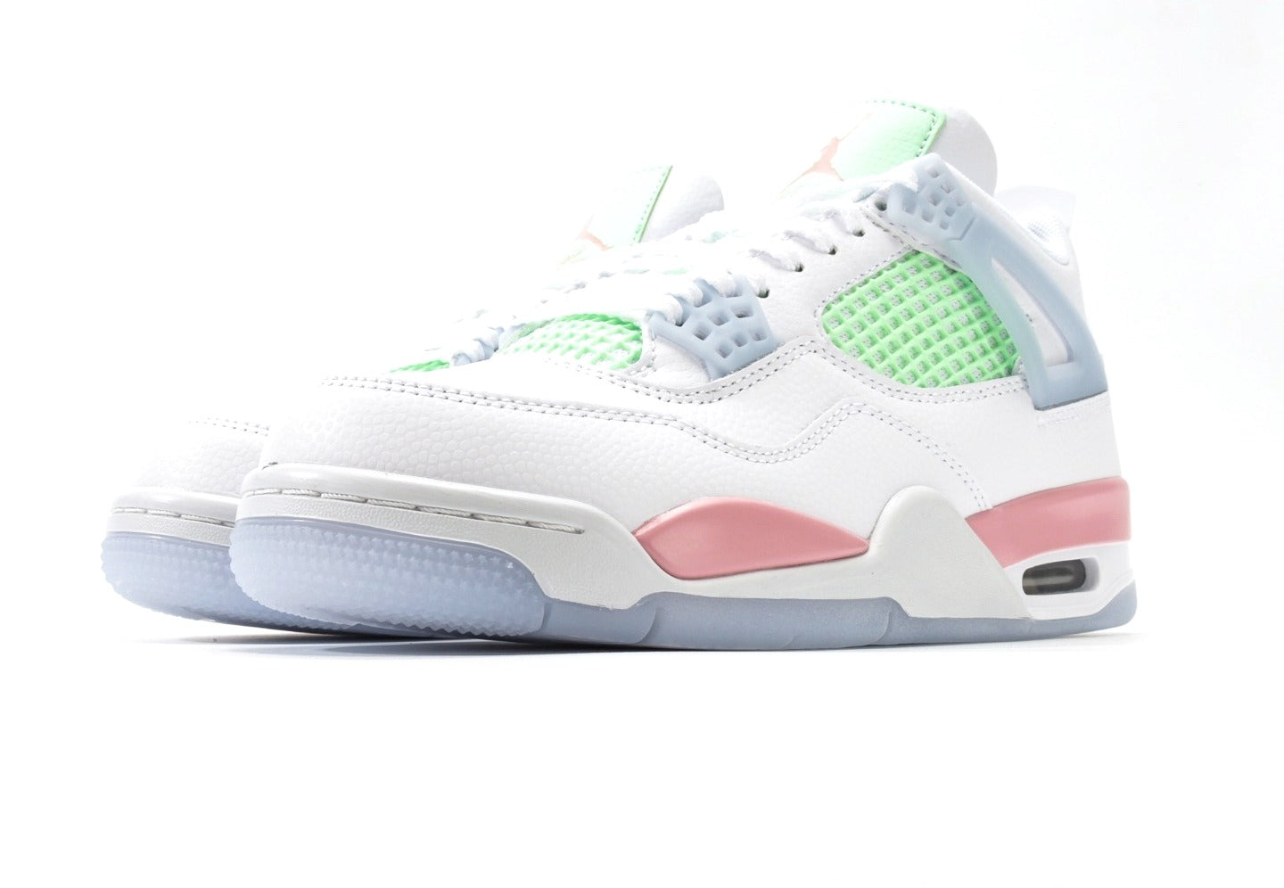 Air Jordan 4 "Valentine's Day"