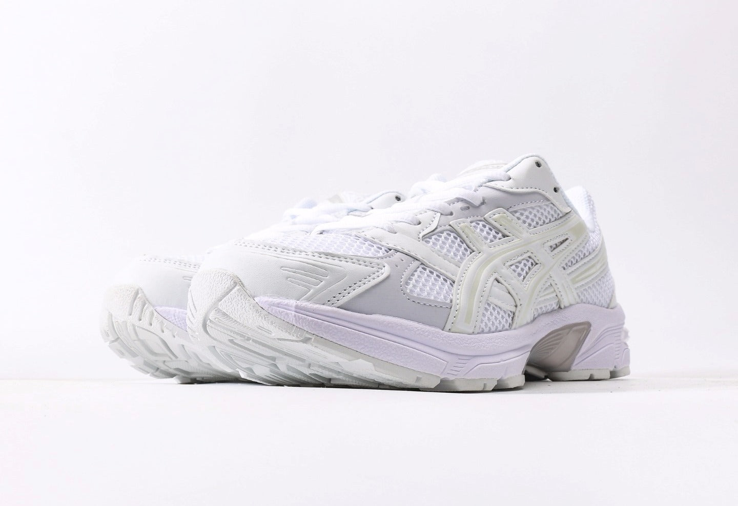 Gel-1130 White Polar Shade