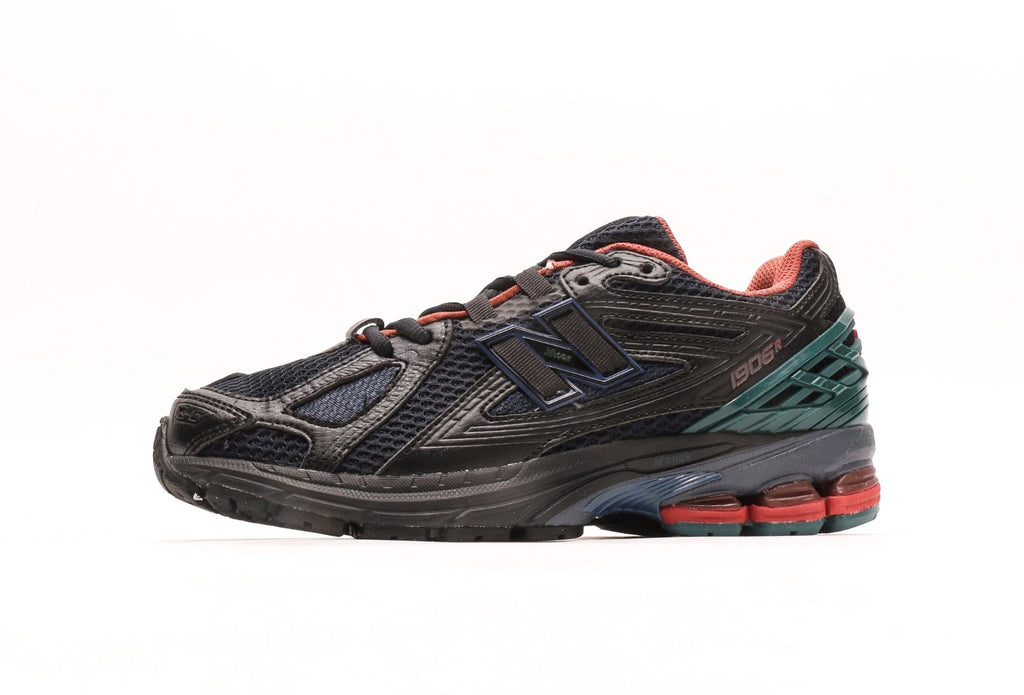 New Balance 1906R "Phantom New Spruce"