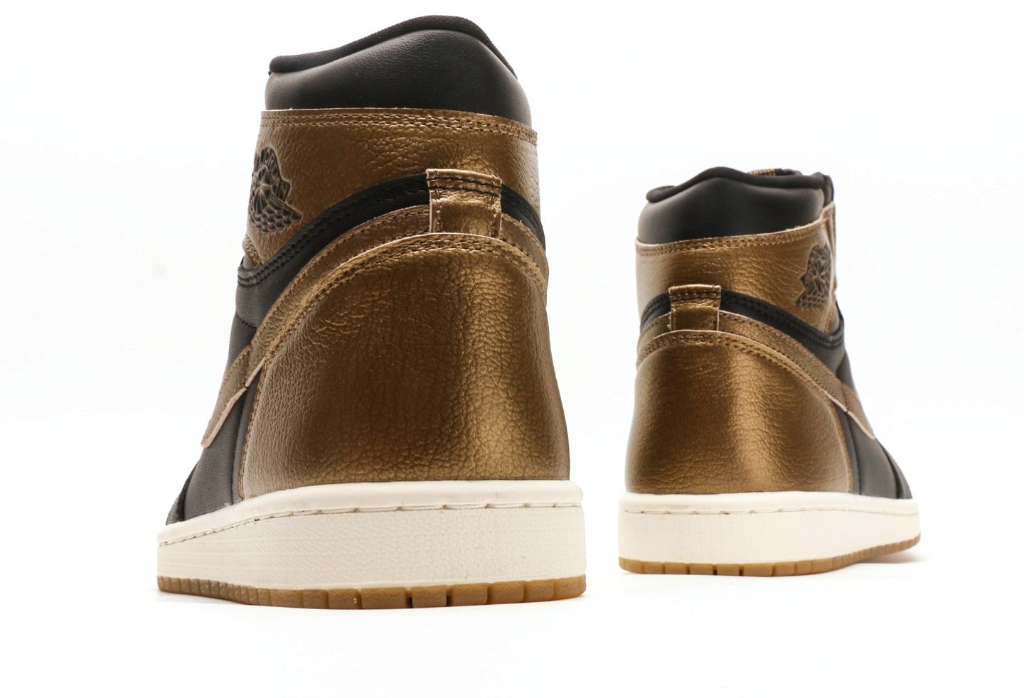 Air Jordan 1 Retro High OG "Gold Medal"