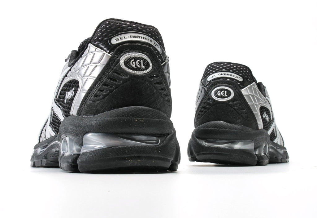 Gel Nimbus 10.1 "Black Pure Silver"