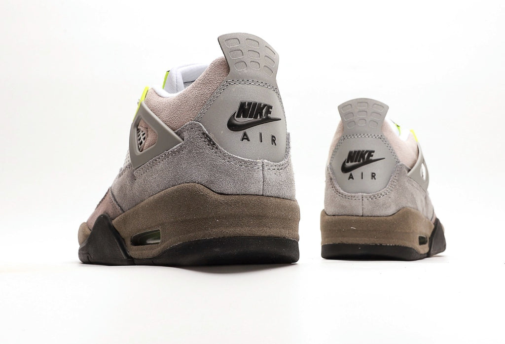 Air Jordan 4 Retro SE "Neon"