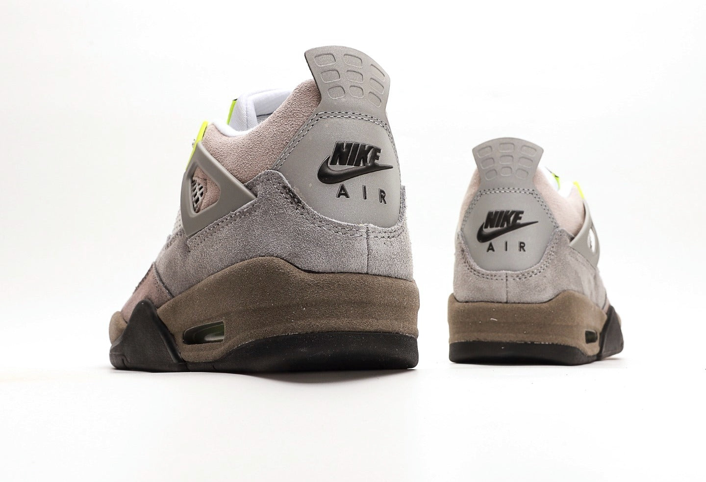 Air Jordan 4 Retro SE "Neon"