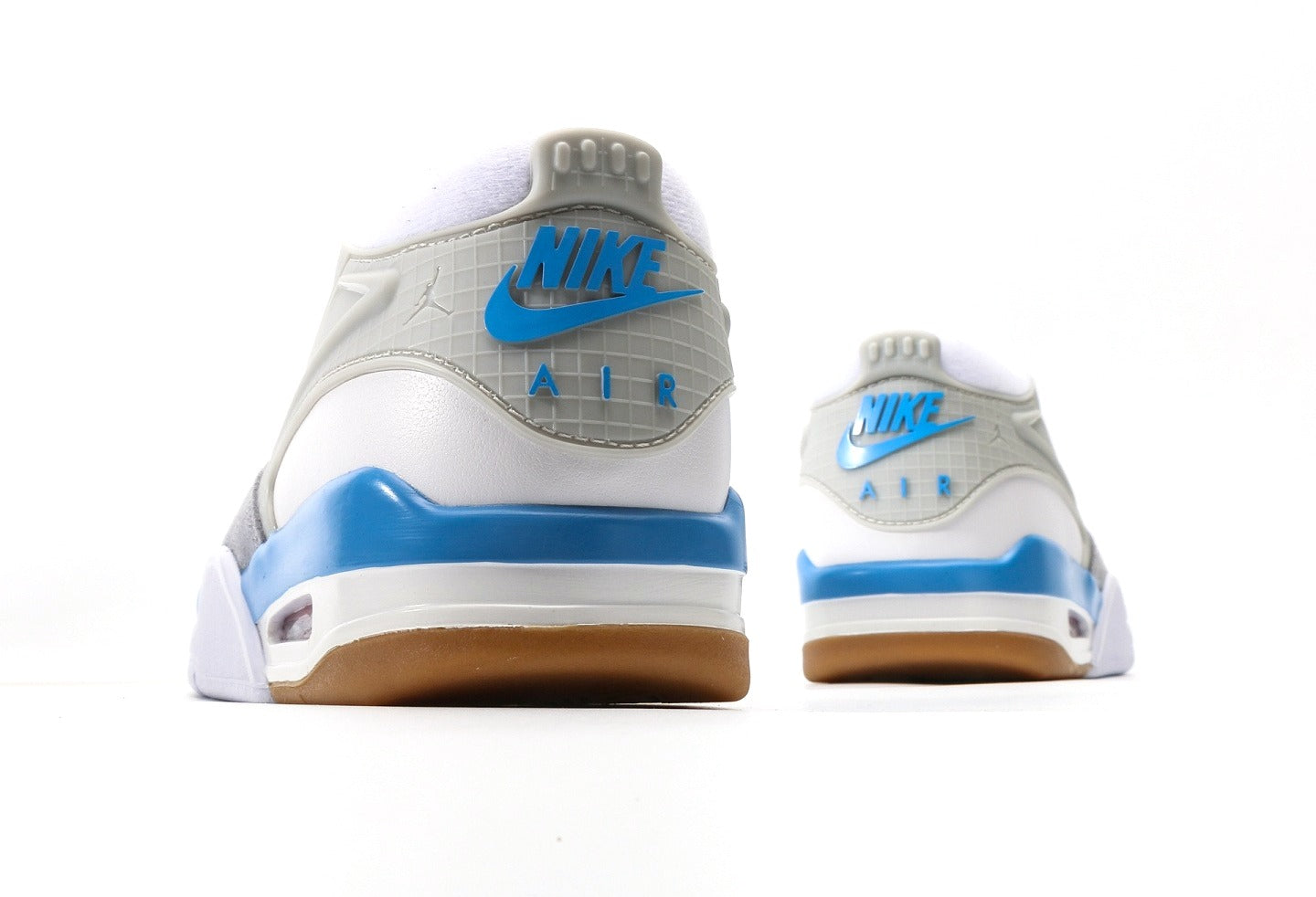 Air Jordan 4 RM University Blue