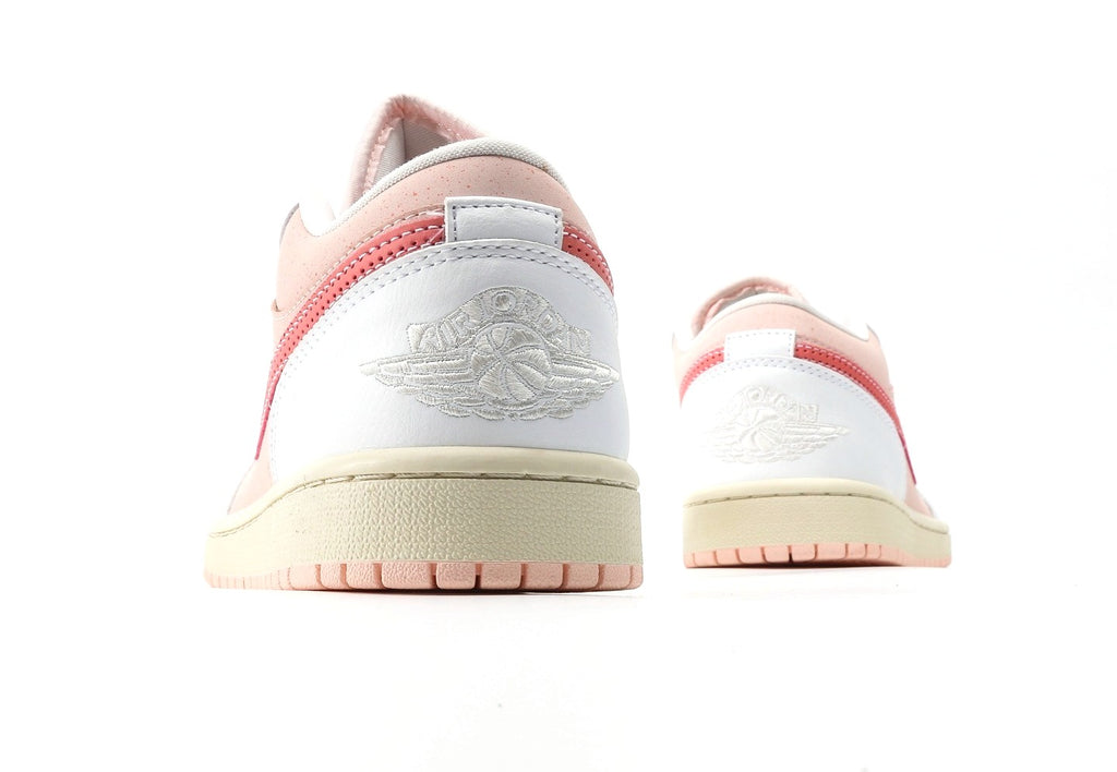 Air Jordan 1 Low "Strawberry Milkshake"
