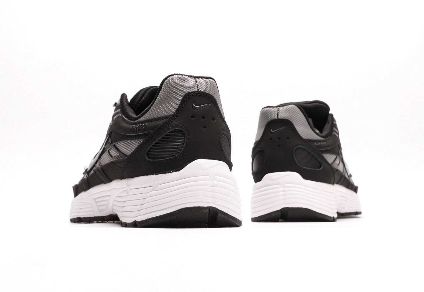 P-6000 "Cool Grey"