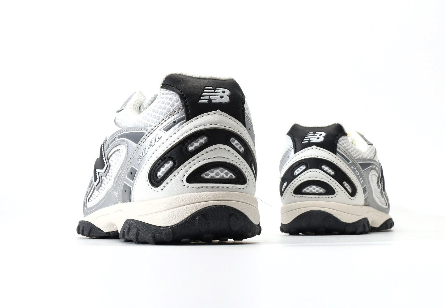 New Balance 204L Silver Metallic Navy