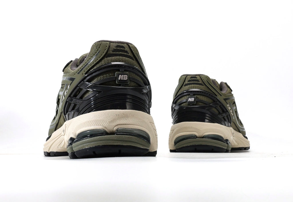 New Balance 1906R "Dark Olivine/Black Cement/Timberwolf"