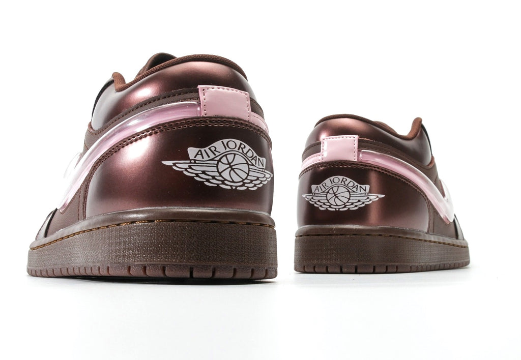 Air Jordan 1 Low Light Chocolate