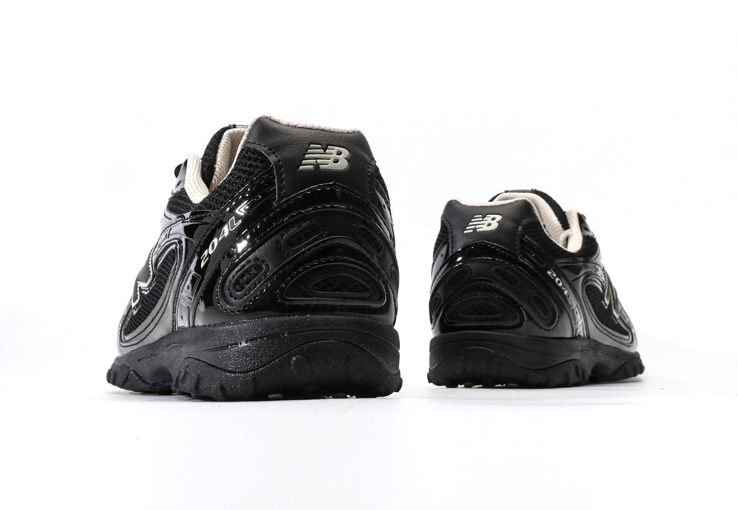 New Balance 204L Black Timberwolf