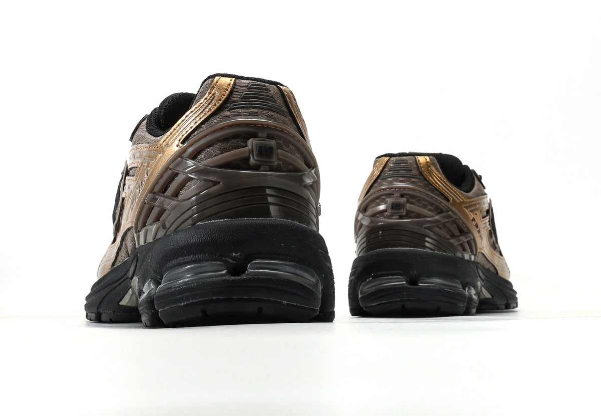 New Balance U1906 Black Bronze