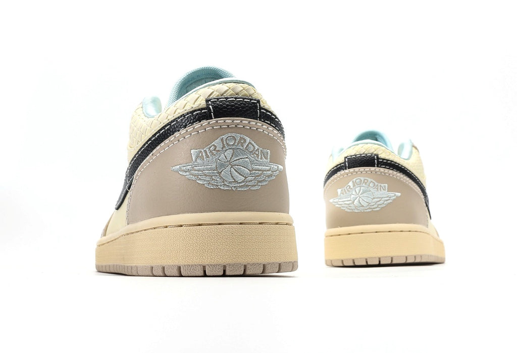 Air Jordan 1 Low Sanddrift