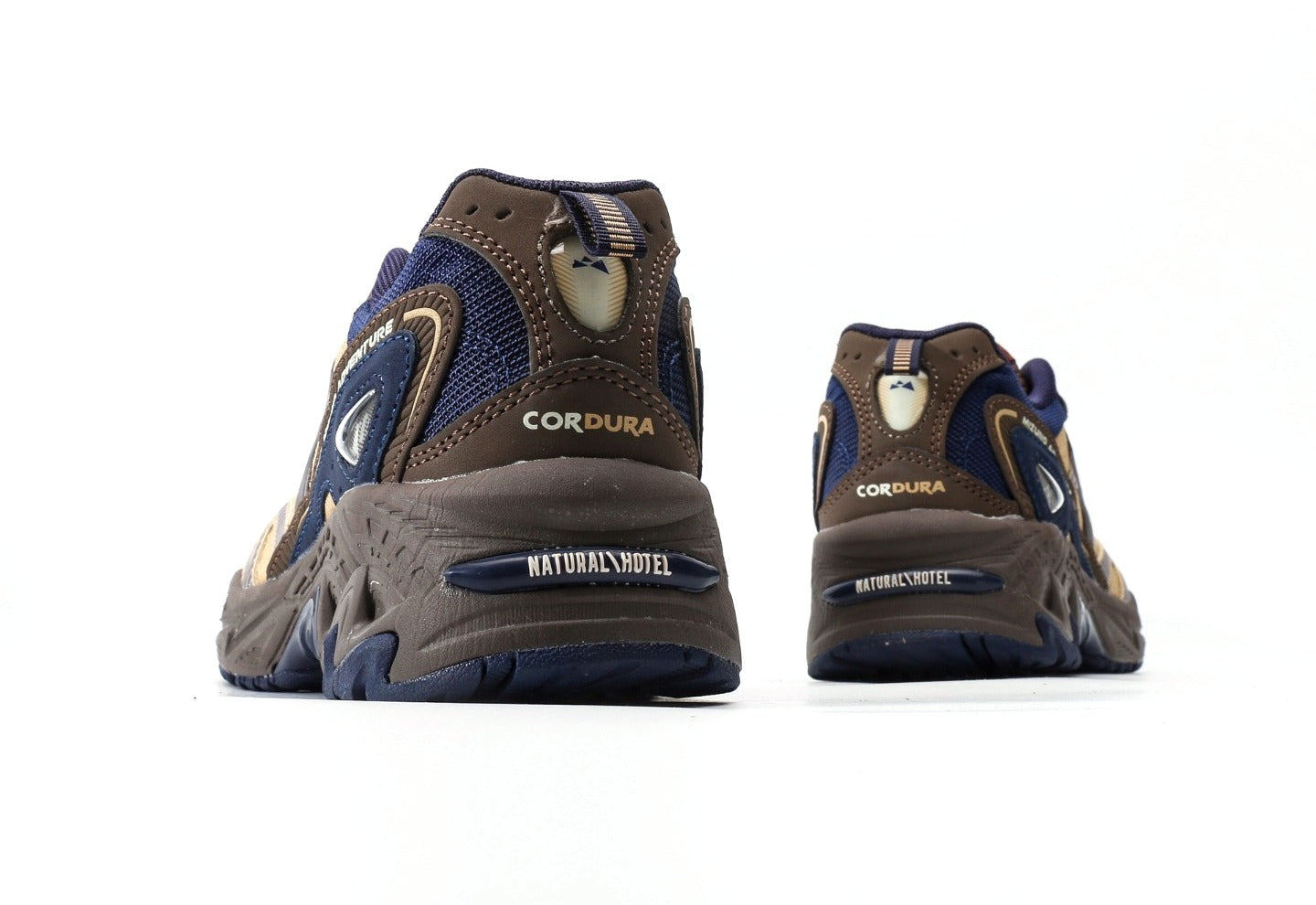 WLTR30 x NATURAL HOTEL x Mizuno Adventure Low "Caramel Brown"