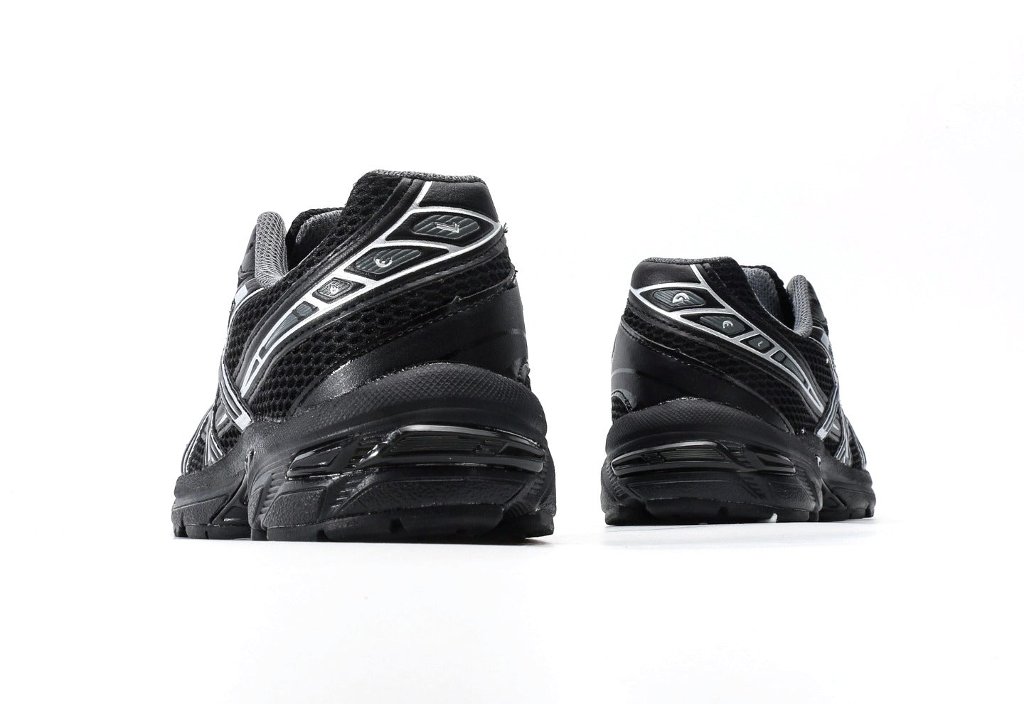 Gel-1130 "Black Pure Silver"