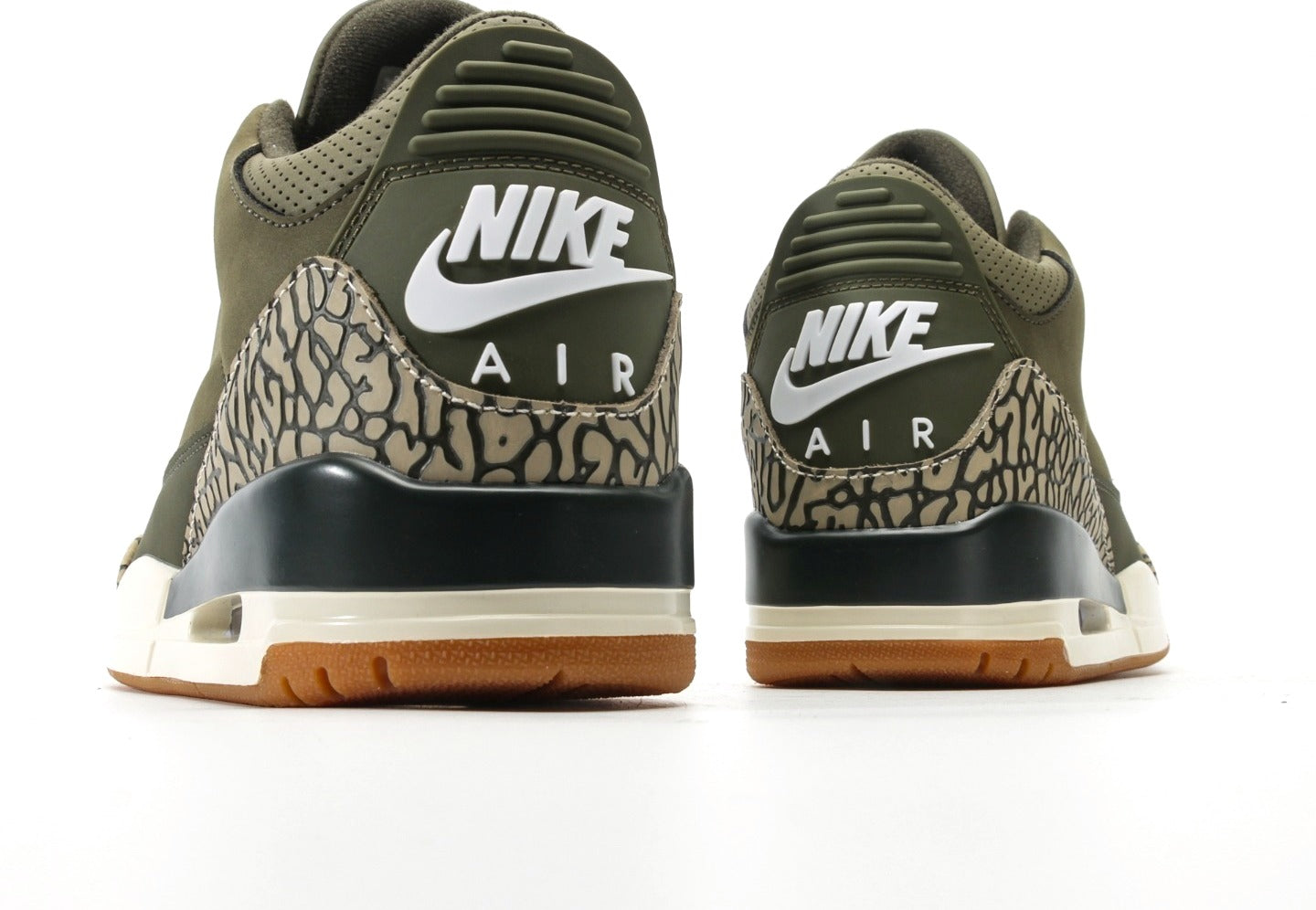 Air Jordan 3 "Medium Olive"