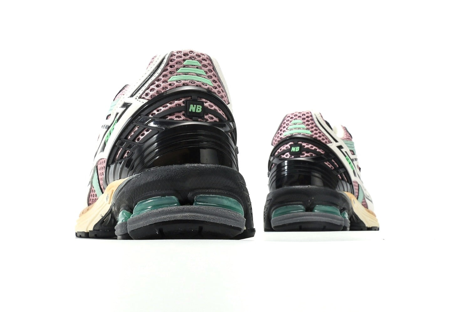 New Balance 1906 “Twilight Haze Black”