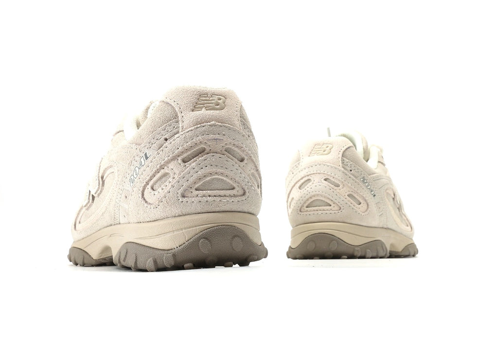 New Balance 204L Timberwolf Linen