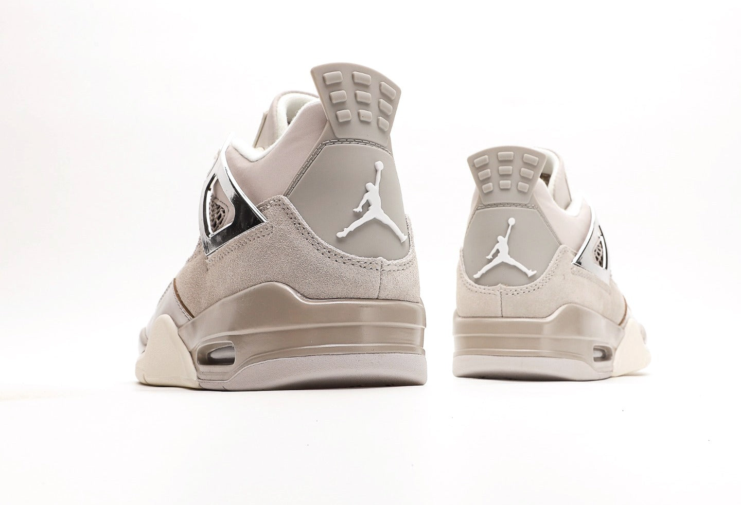 Air Jordan 4 "Frozen Moments"