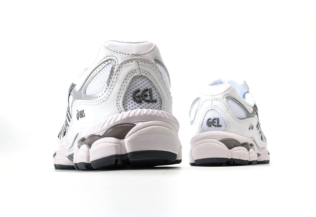 Gel-NYC White Carrier Grey
