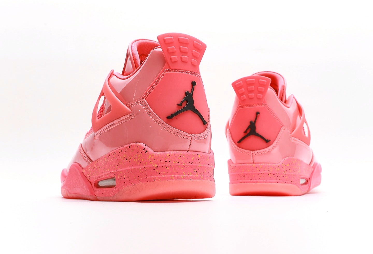 Air Jordan 4 Retro Hot Punch