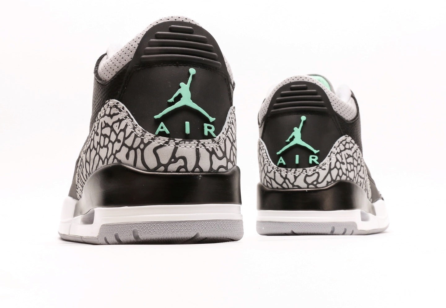 Air Jordan 3 Green Glow