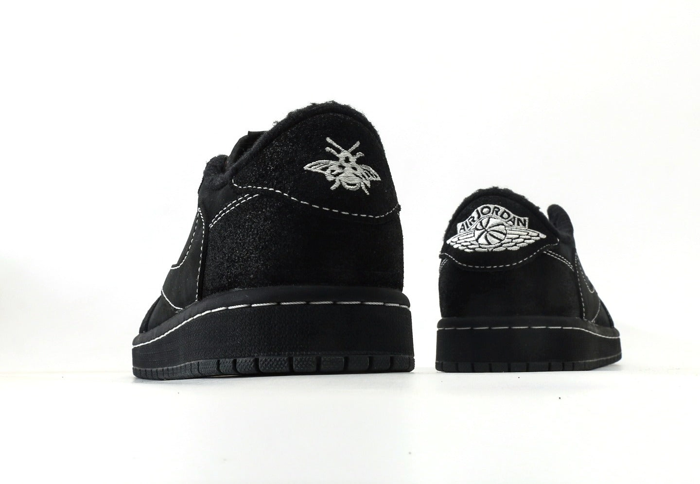 Air Jordan 1 Low x Travis Scott "Black Phantom"