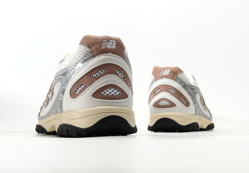 New Balance 204L Silver Metallic Flat Taupe