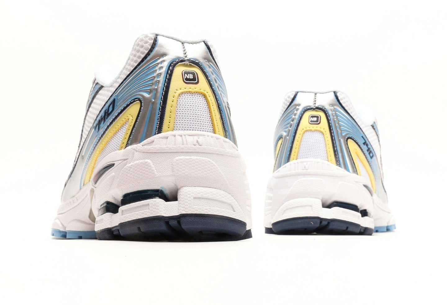 New Balance 740