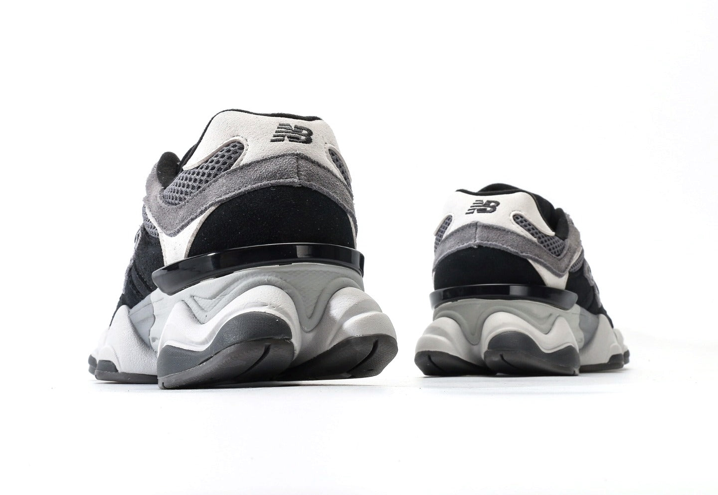 New Balance 9060 Black/Grey